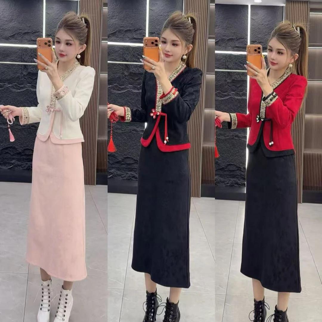 冬季6730 加厚国风设计感亮饰上衣 加 长裙 两件套