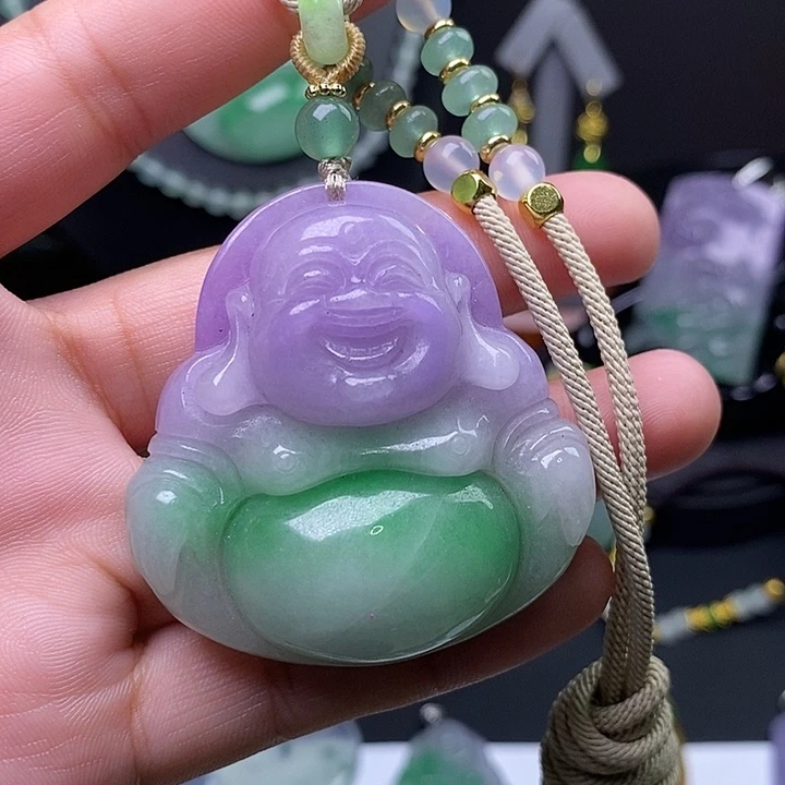 翡翠未镶嵌吊坠(赠链)