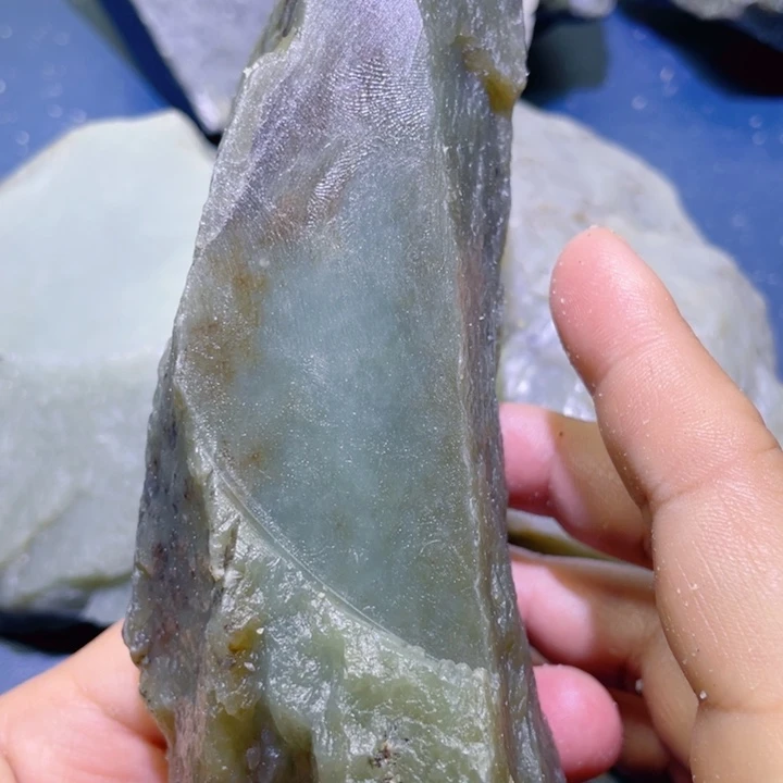 和田玉未镶嵌珠宝半成品