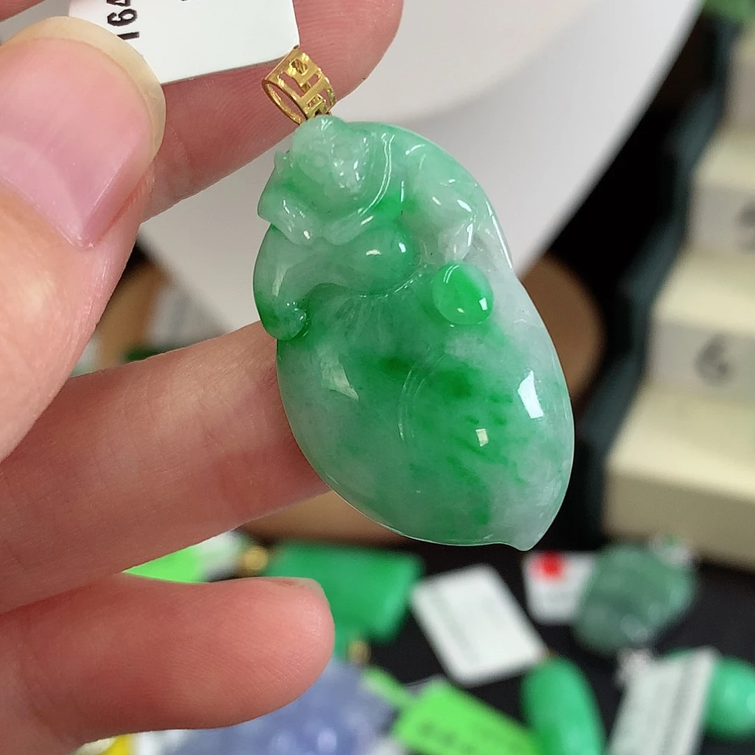 翡翠18K金镶嵌吊坠(不含链)