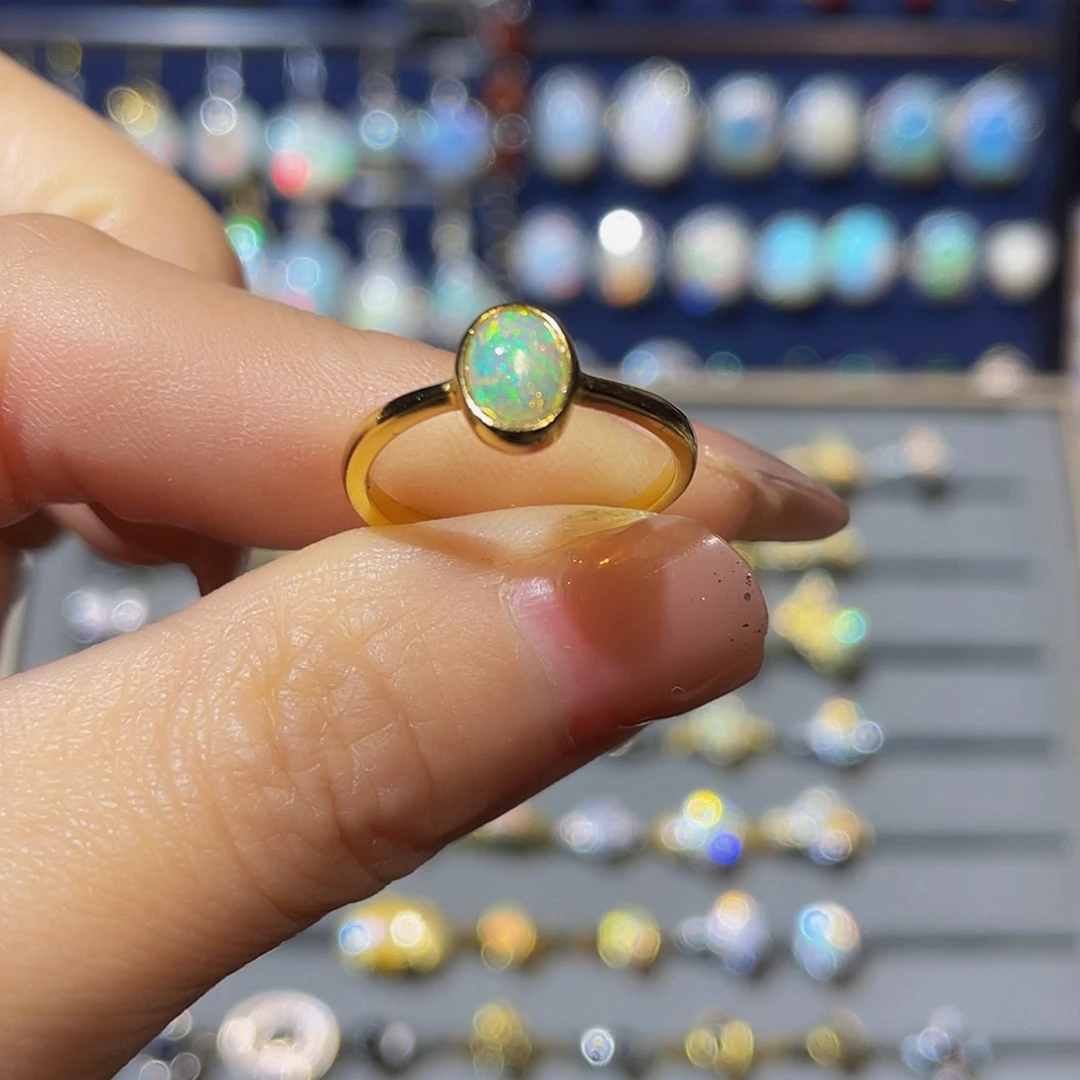 欧泊欧泊戒指银S925镶嵌皮**?