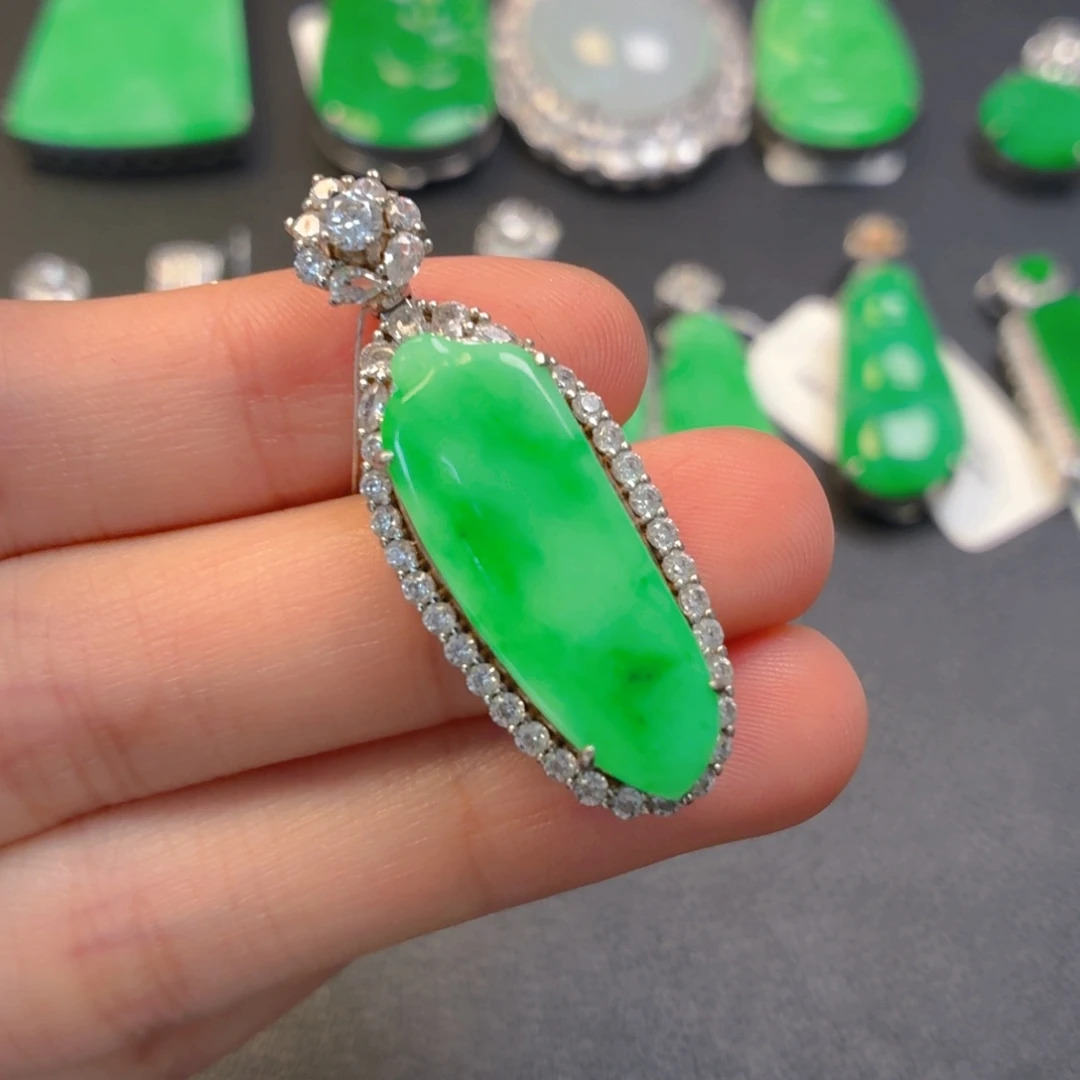 翡翠银S925镶嵌颈饰