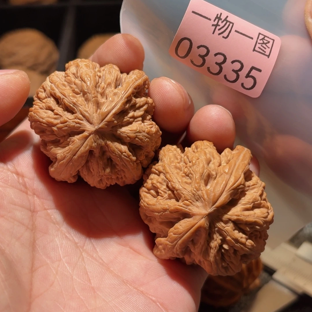 文玩核桃把件粗筋