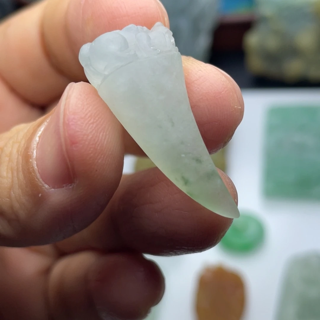 定制翡翠未镶嵌定制