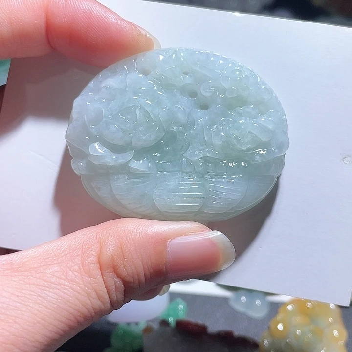 颈饰未镶嵌翡翠天