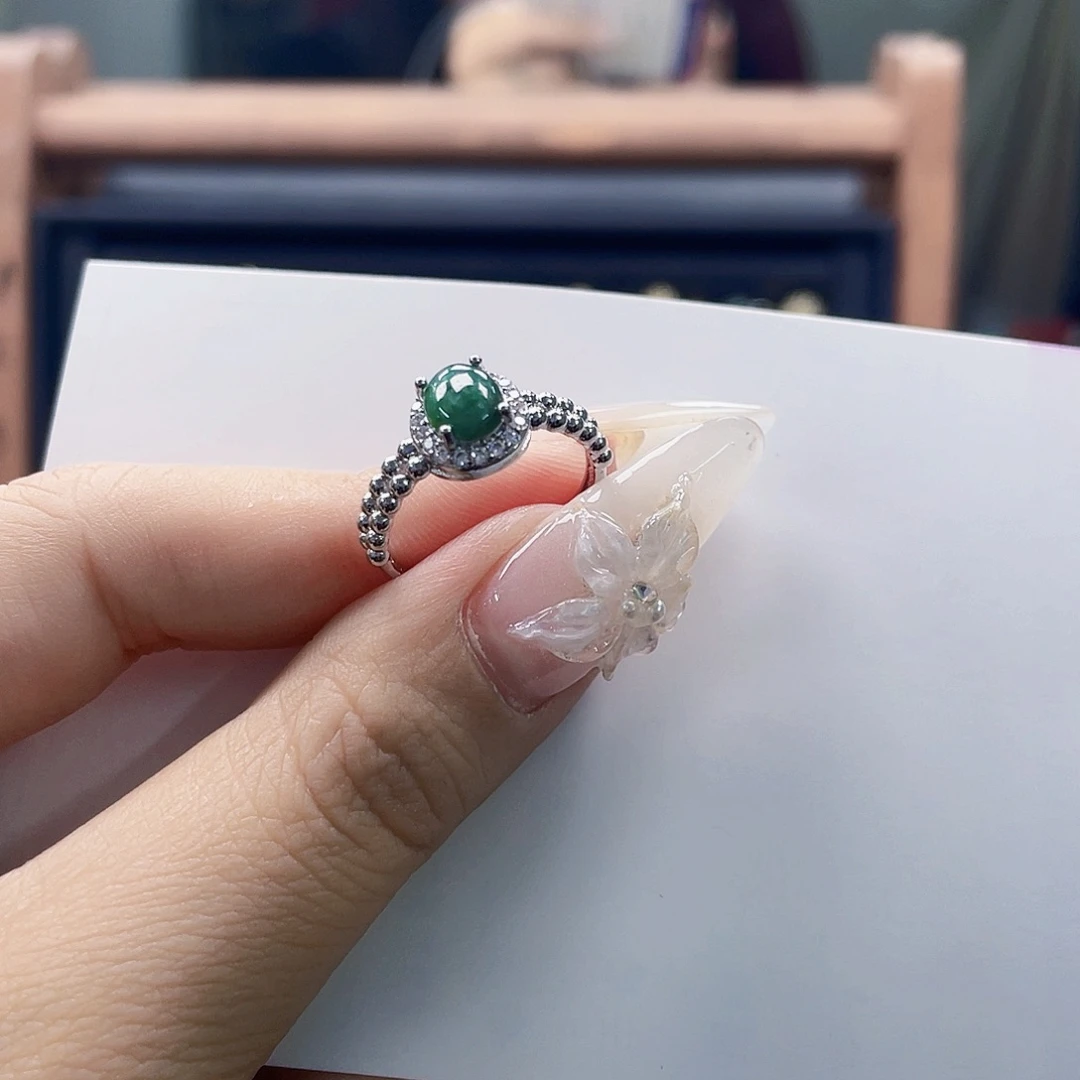 翡翠未镶嵌颈饰天然翡翠Ａ货