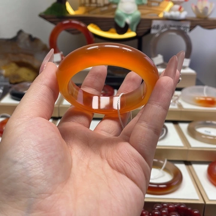 玛瑙/玉髓未镶嵌手镯