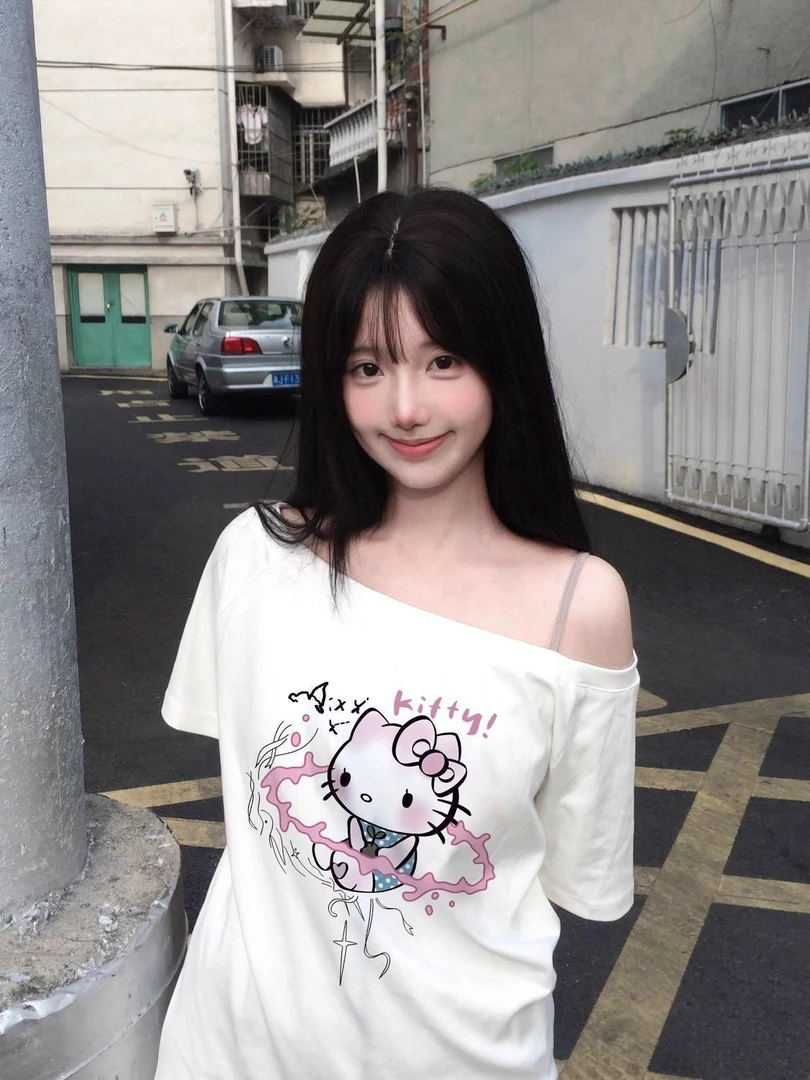 爆爆新款辣妹上衣吊带