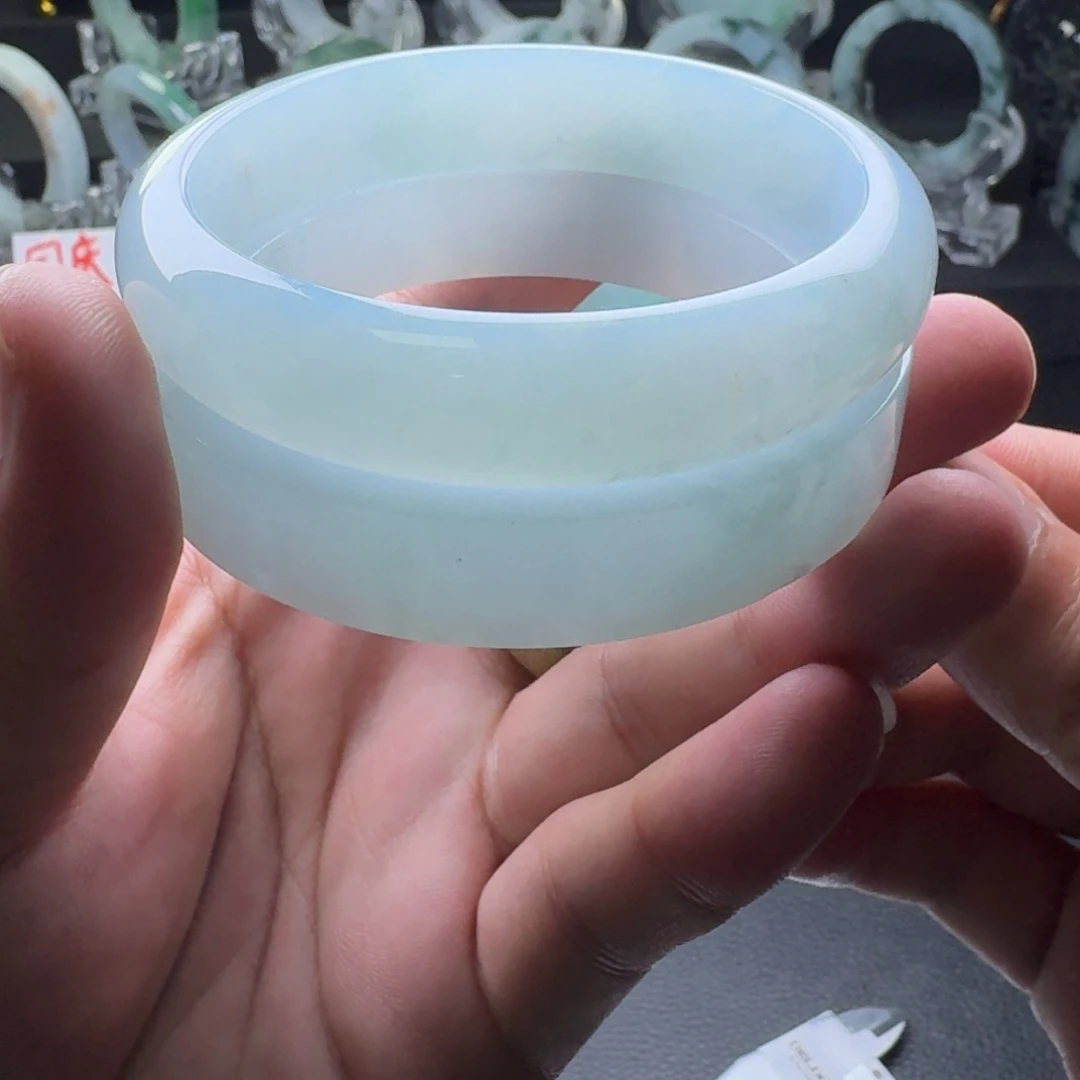 未镶嵌手镯定制翡翠冰川蓝天空蓝冰胶