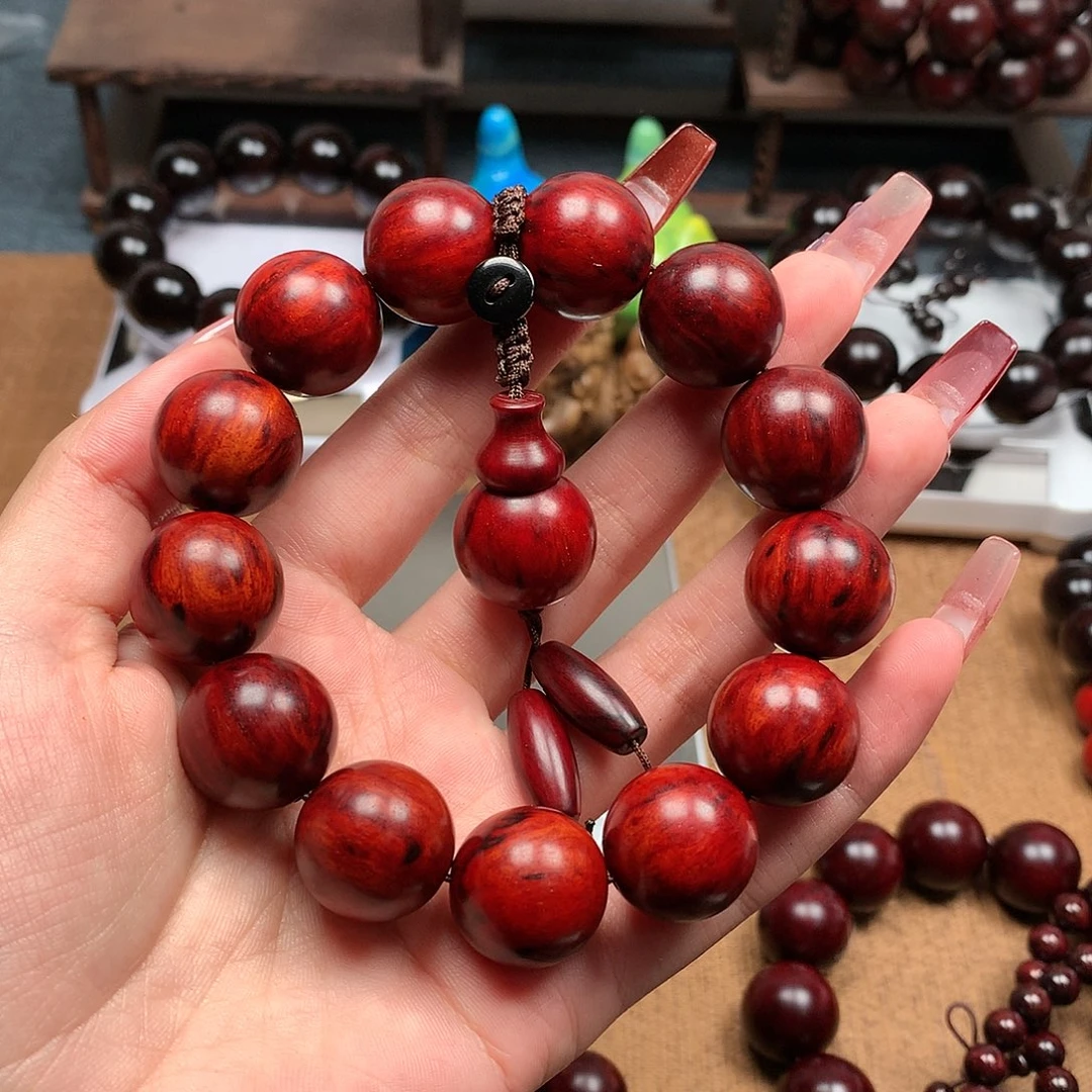 檀香紫檀（小叶紫檀）1.8泥料芝麻花