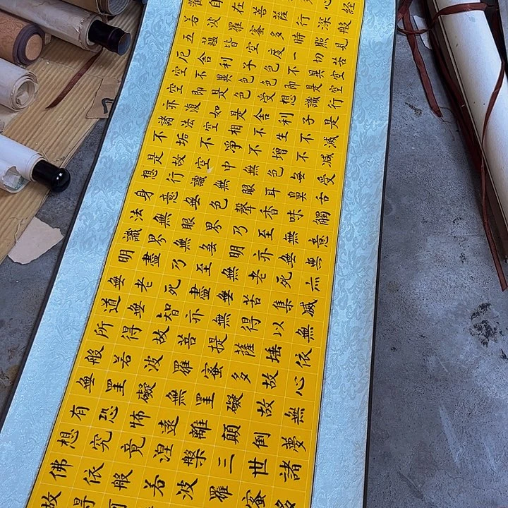 摆件，轴坏，破损，水渍，都是正常的