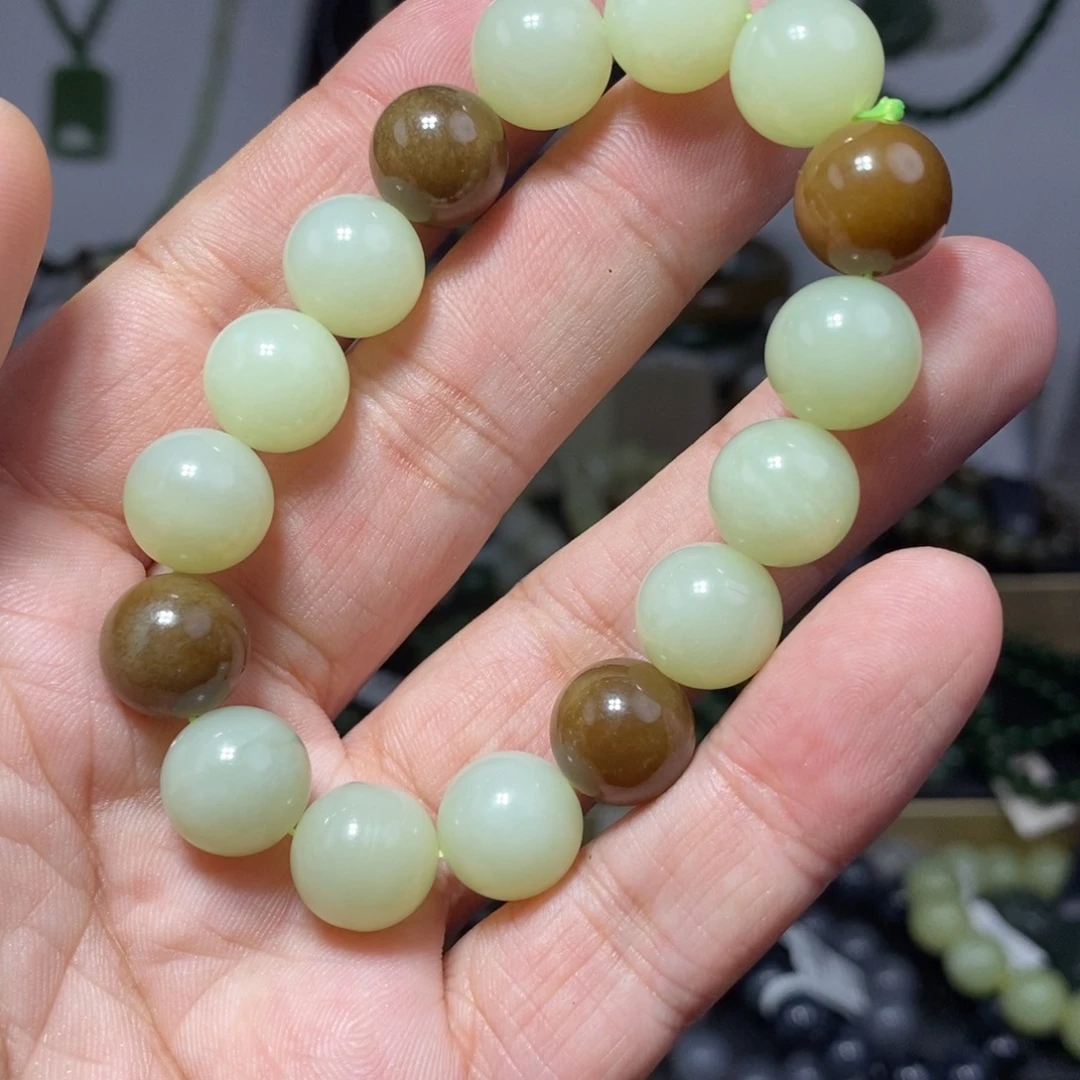 和田玉未镶嵌手链