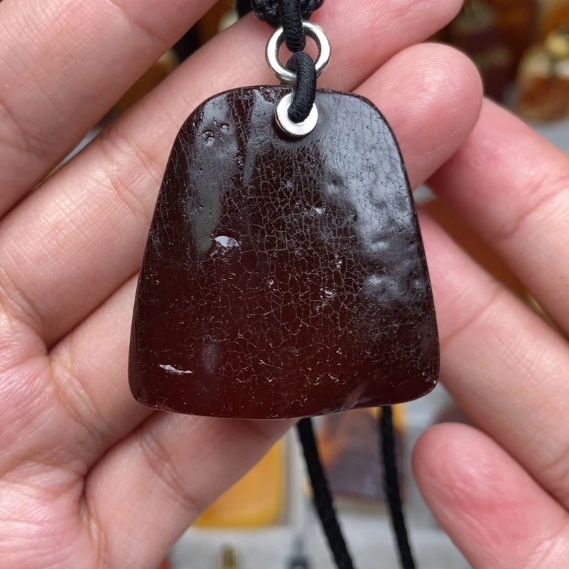 【闪购商品】未镶嵌吊坠(赠链)琥珀