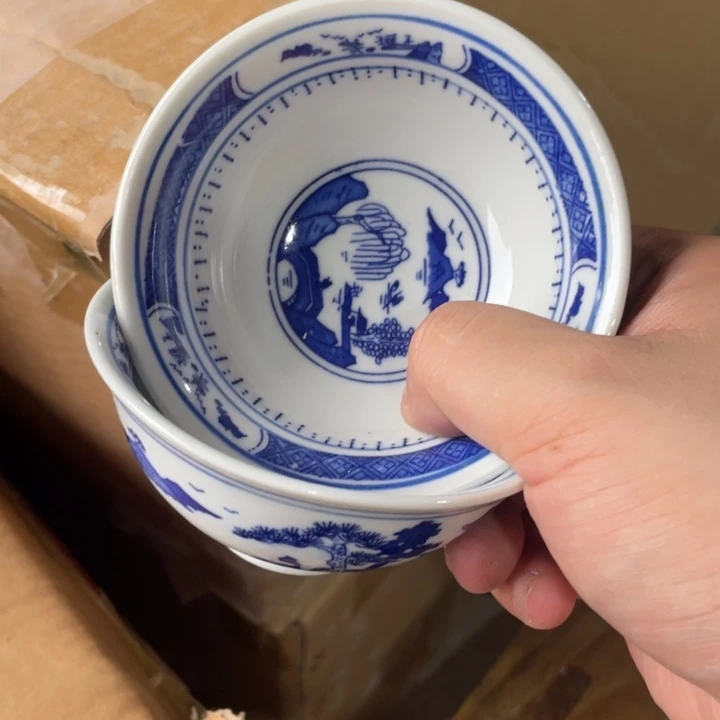 摆件勤***家景德镇陶瓷艺术品
