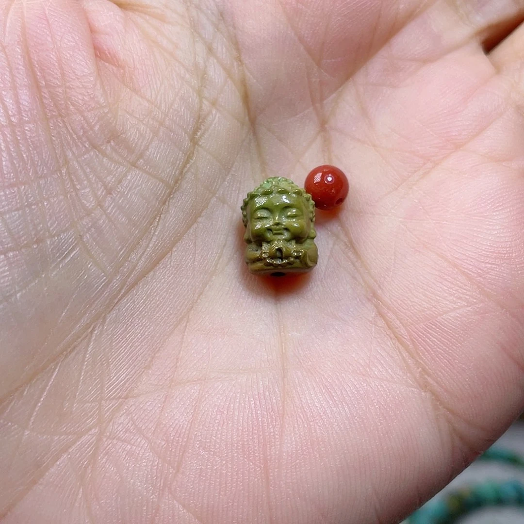 未镶嵌配饰南红玛瑙