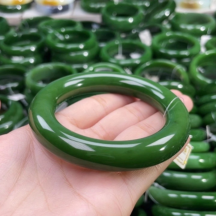 未镶嵌手镯和田玉（碧玉）