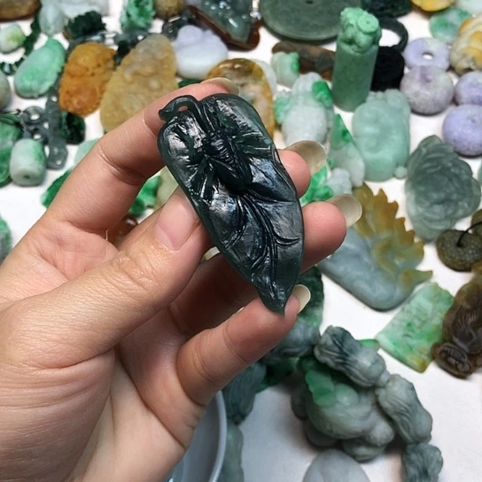 定制翡翠未镶嵌翡翠