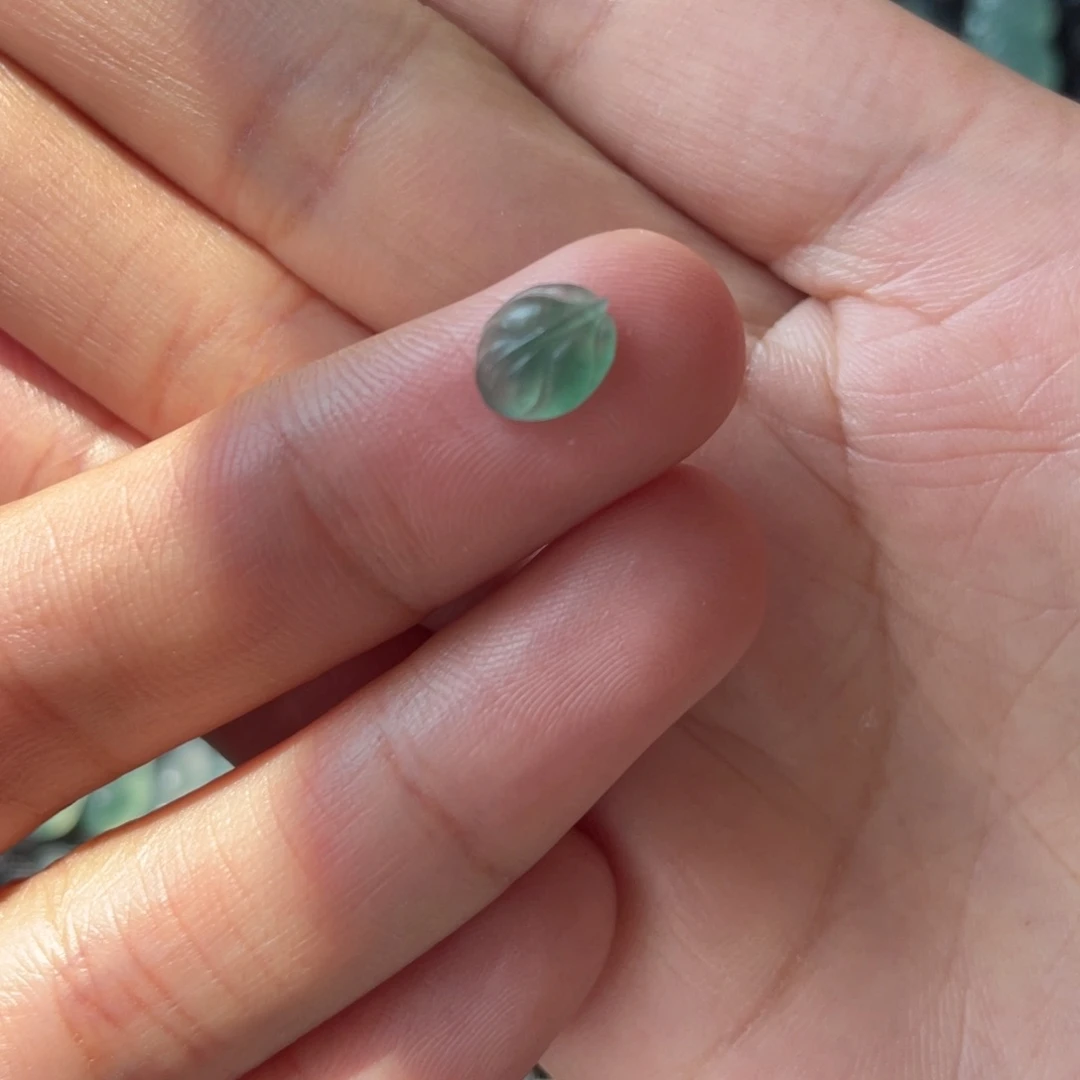 定制翡翠未镶嵌毛货