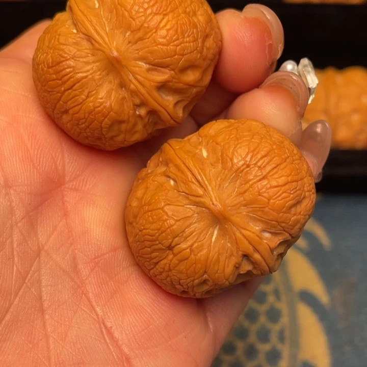 文玩核桃吊坠秦岭野生核桃