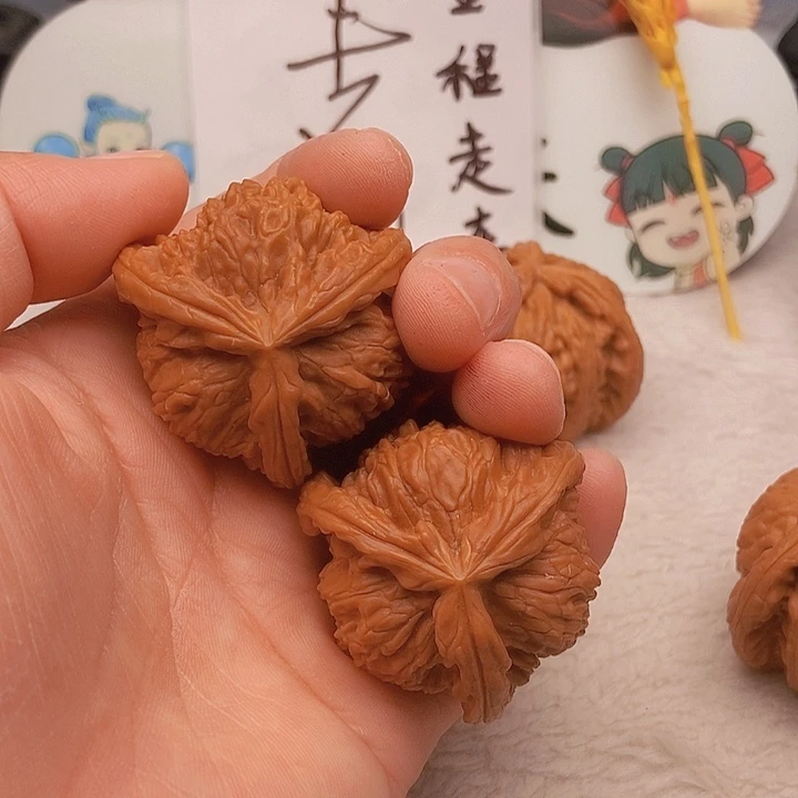 吊坠文玩核桃天****部三棱