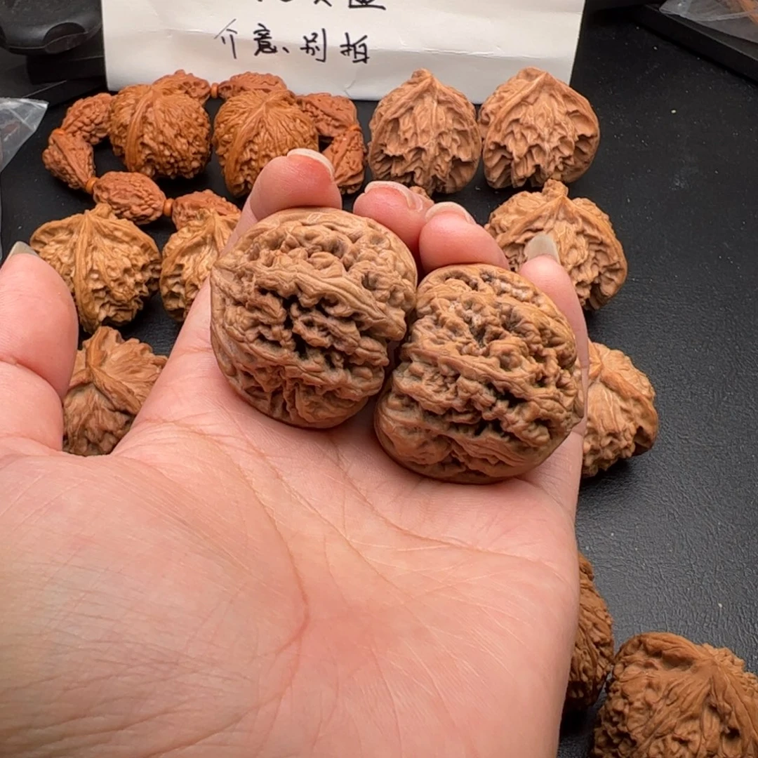 文玩核桃把件大粗筋