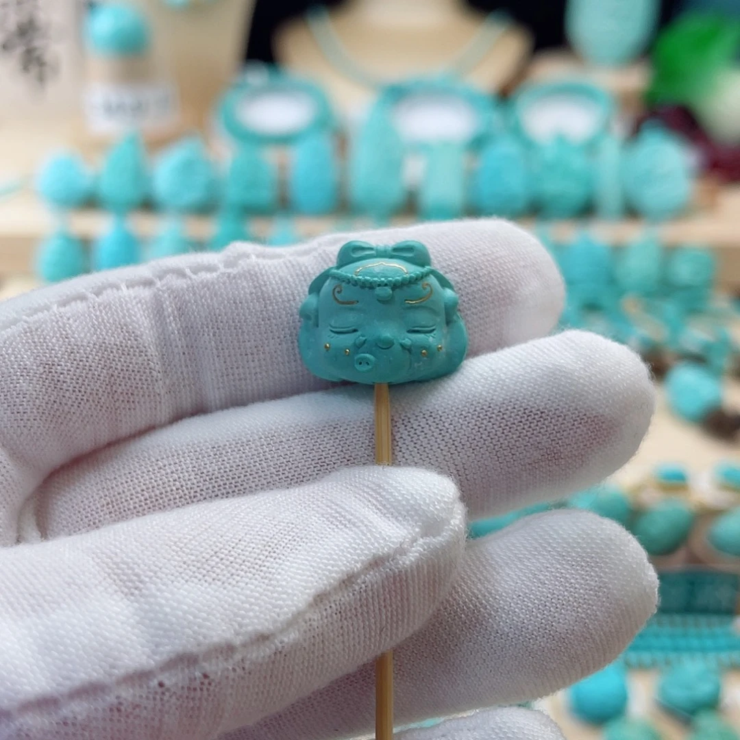 未镶嵌绿松石珠宝奇石