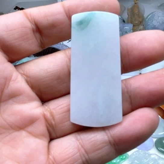 翡翠未镶嵌颈饰翡翠无事牌