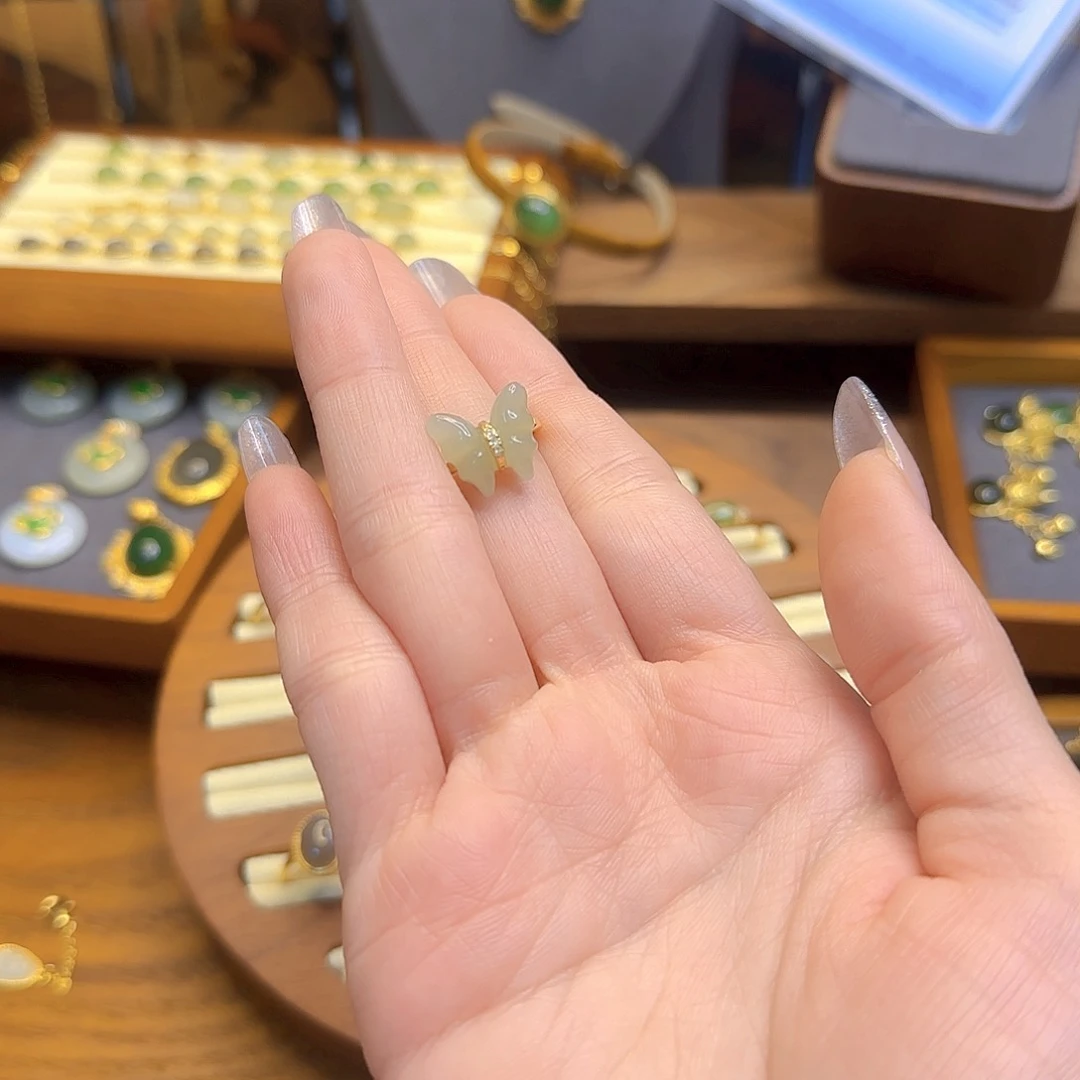 和田玉戒指银S925镀金镶嵌