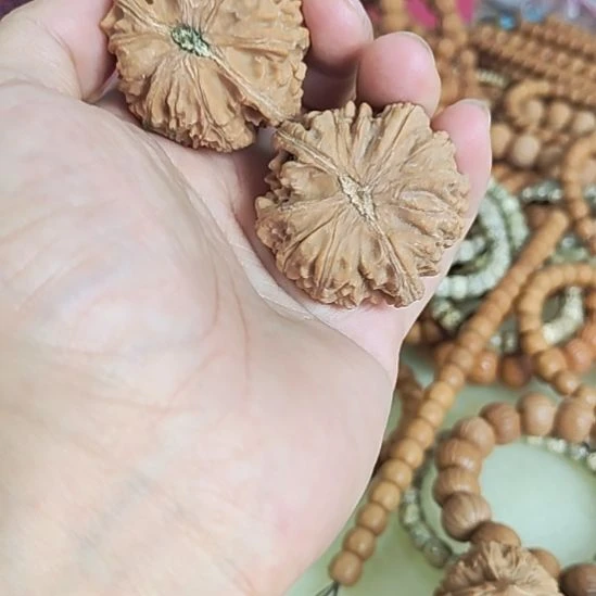把件文玩核桃43左右不知名微瑕练手