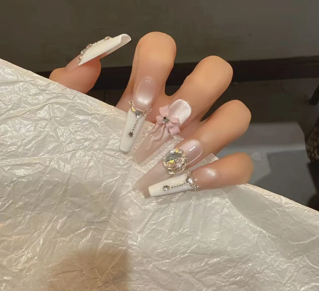 甜美法式纯手工猫眼蝴蝶结鸽子蛋细闪高级纯欲999