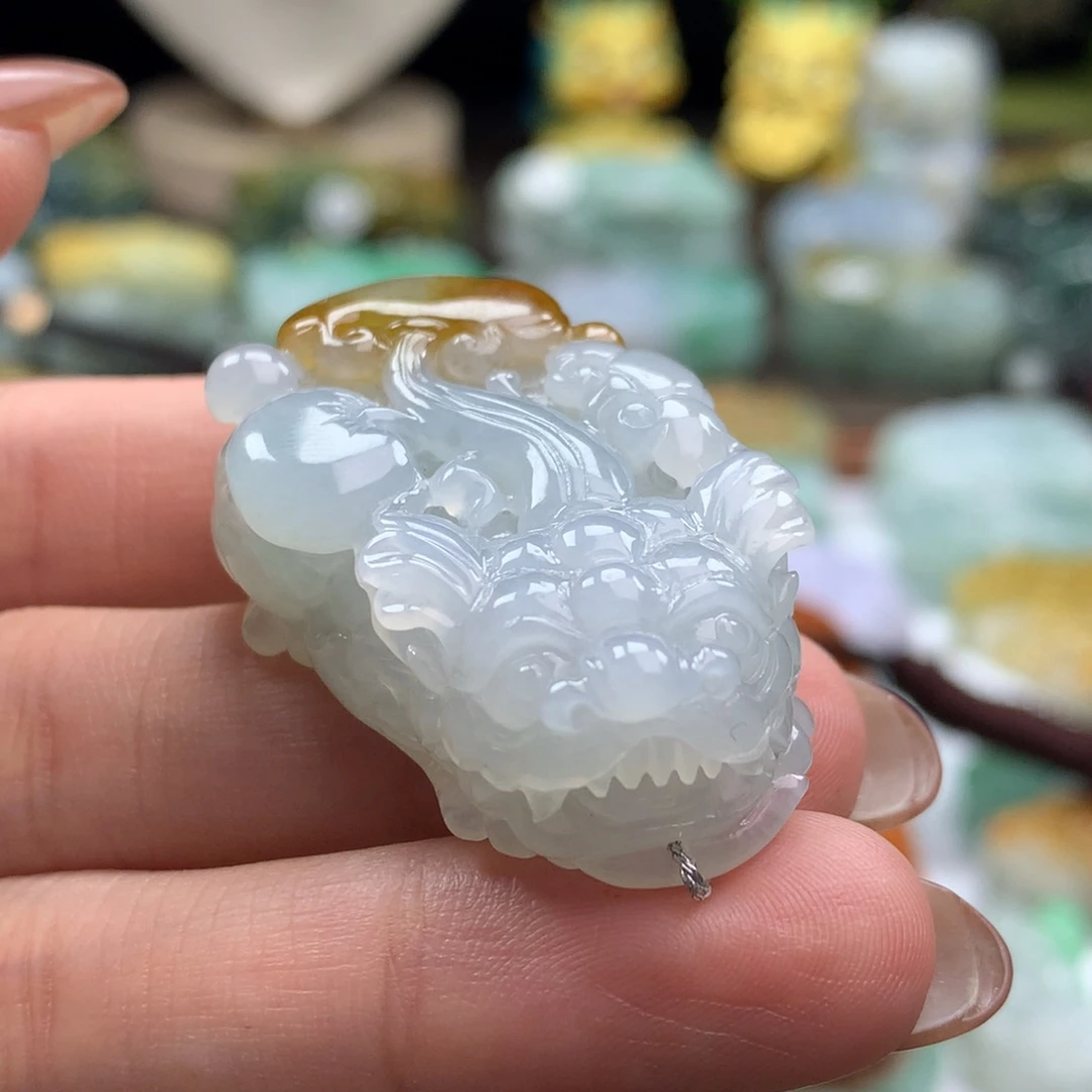翡翠未镶嵌颈饰貔貅26