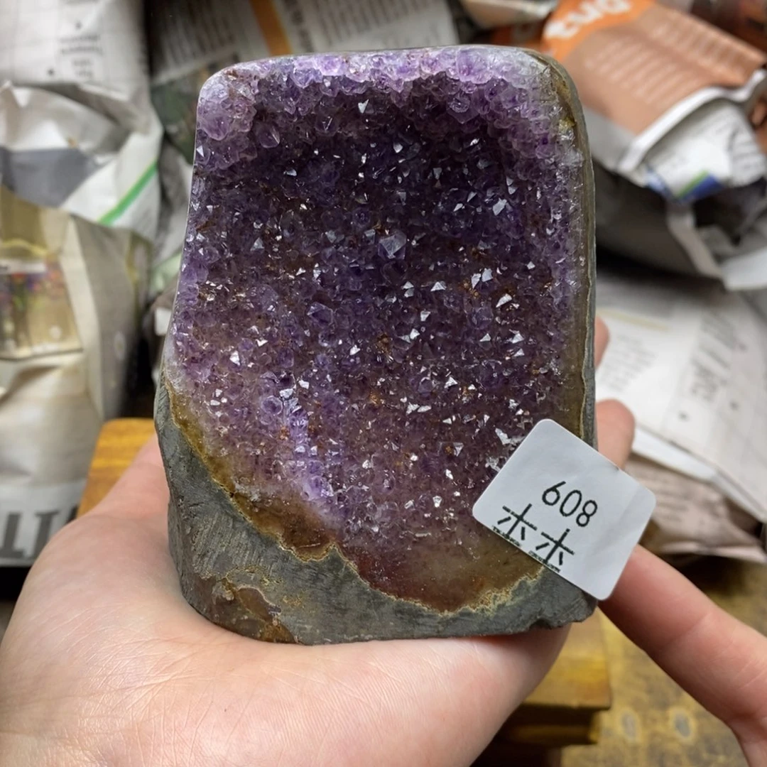 紫晶乌拉圭未镶嵌