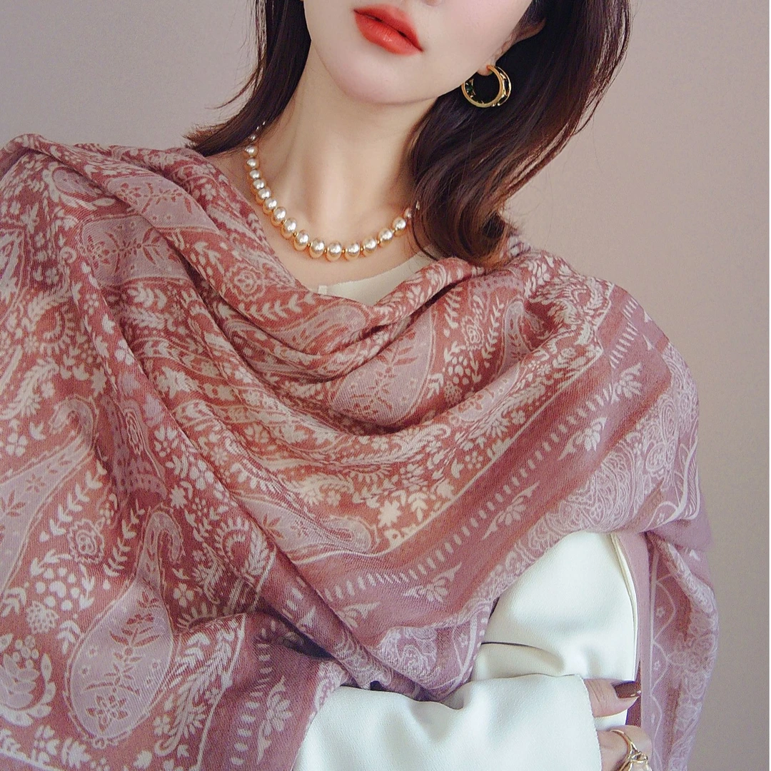 青城倾国200支纯羊绒围巾长巾秋冬款百搭保暖欧美风女花卉1*2米