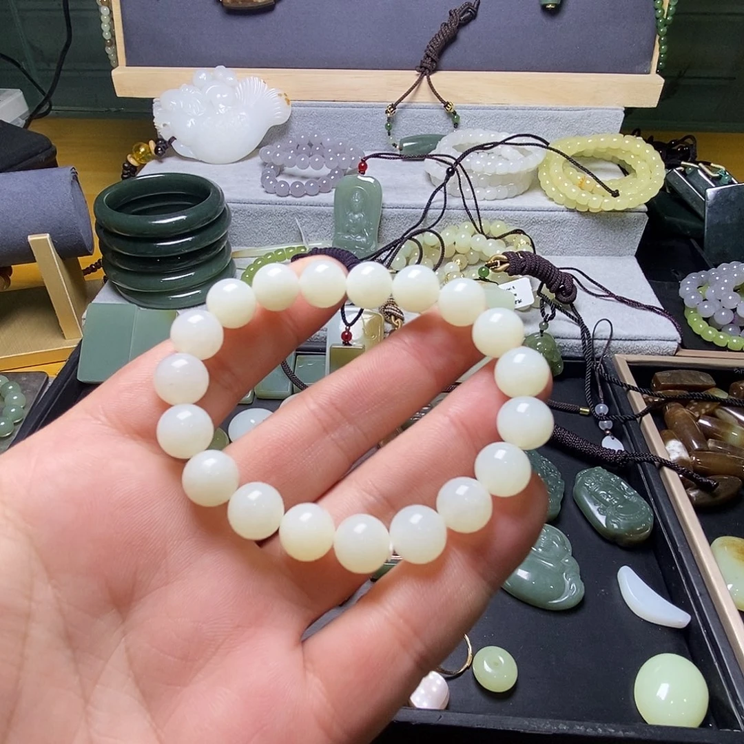 和田玉（糖玉）未镶嵌手链