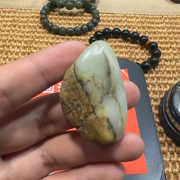 和田玉（糖玉）未镶嵌挂件