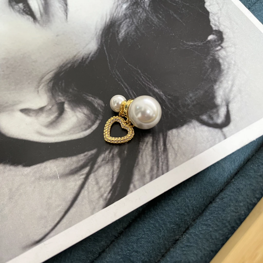 铜合金仿珍珠耳饰 猪鼻子爱心贝珠耳朵一对装