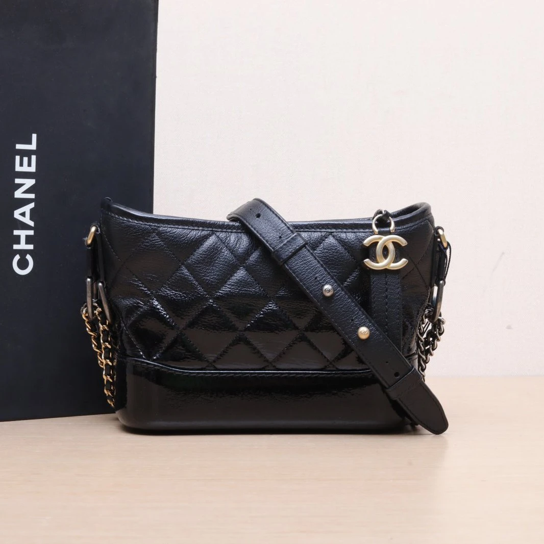 99新 Chanel/香奈儿 斜跨包 20 皮革C 25开 金银扣渐变P215562557