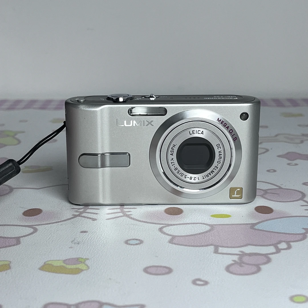 9新 Panasonic/松下 Fs2 屏幕泛黄不影响 600万像素出片清新明亮