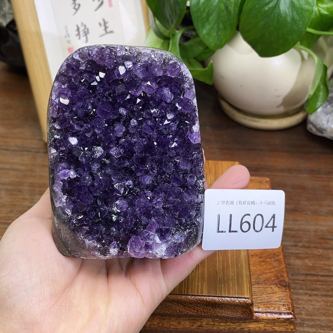 水晶未镶嵌大型摆件（非配饰）