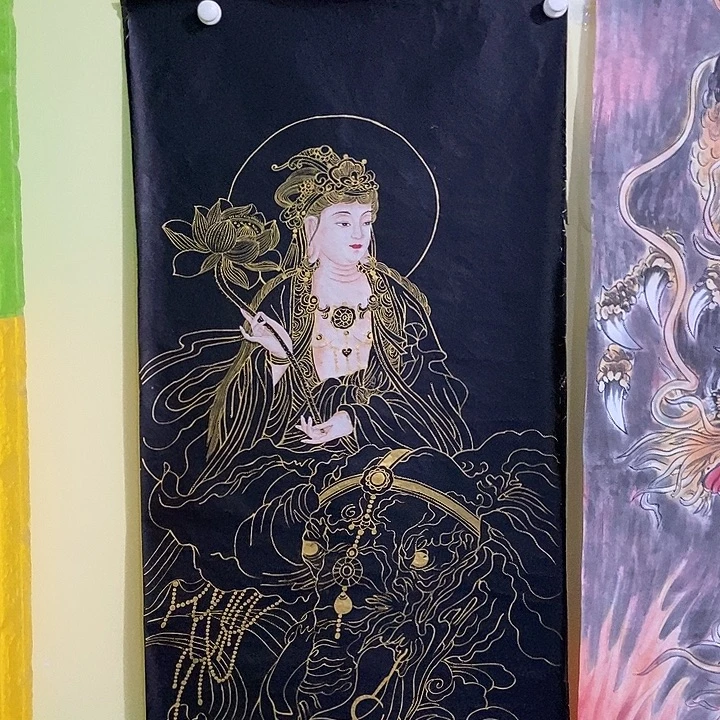 国画四尺描金观音一副
