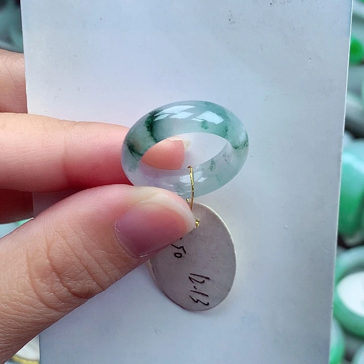 翡翠未镶嵌戒指12号