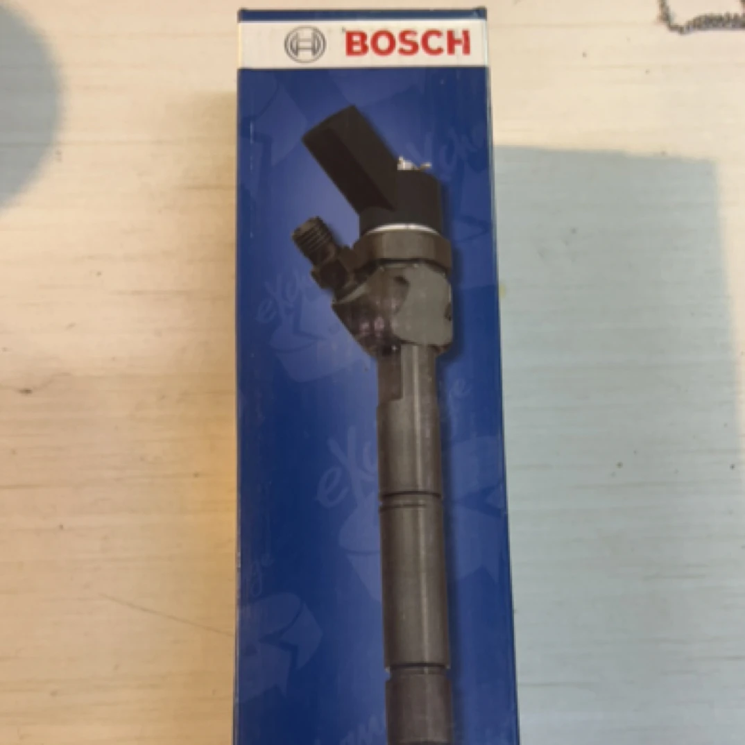 博世原厂正品纯新喷油器大品牌原装正品0445120321喷油嘴电喷