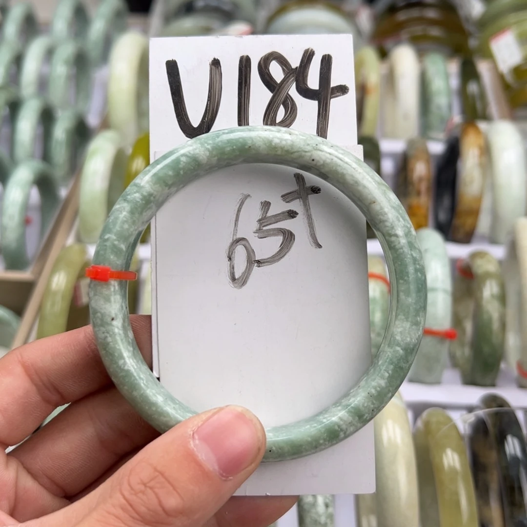 岫玉手镯未镶嵌天然岫玉