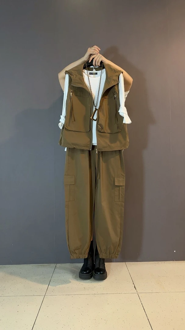 大维罗依TZ秋季新款工装连帽马甲裤子套装