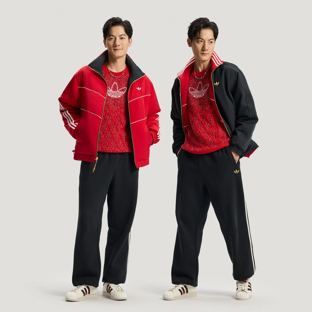 【年货节抢先】adidas/阿迪达斯三叶男子LNY JKT PAD棉服KT0639