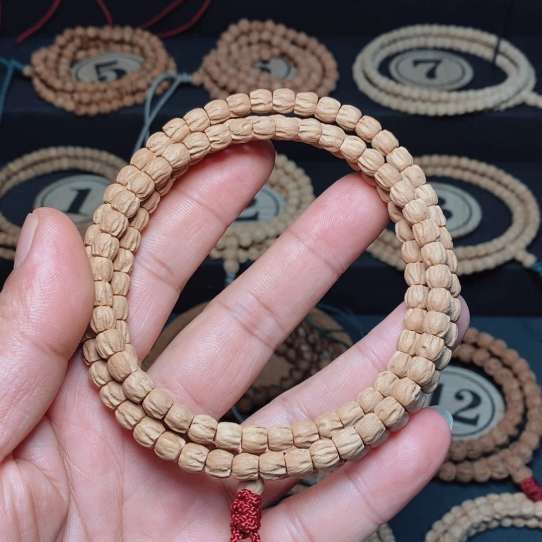 柏香籽/百香籽手串巴***蛋