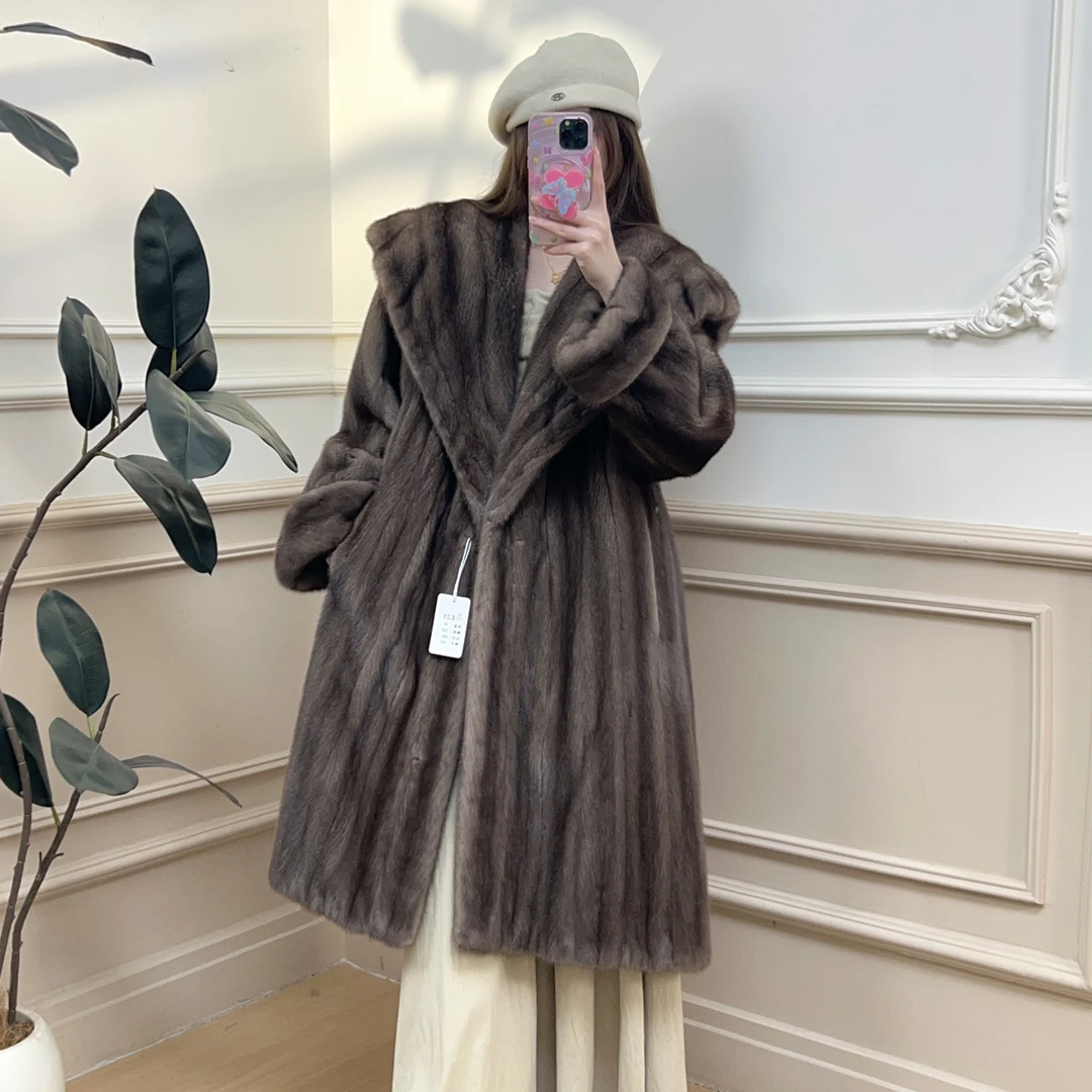C23大披肩领铁皮色挽袖天鹅绒甜美减龄款流光风女款外套