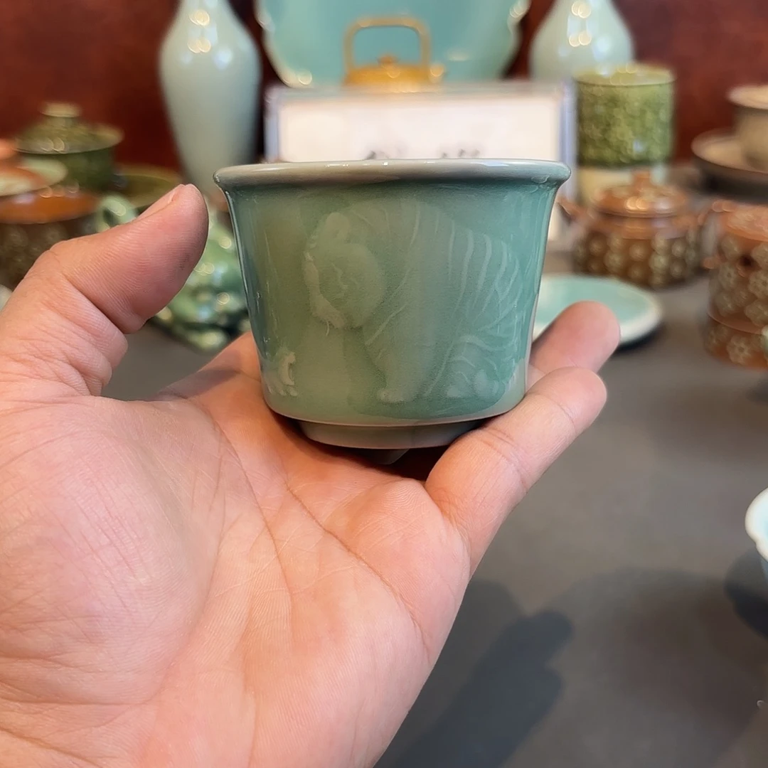 瓷片龙泉青瓷福利青瓷
