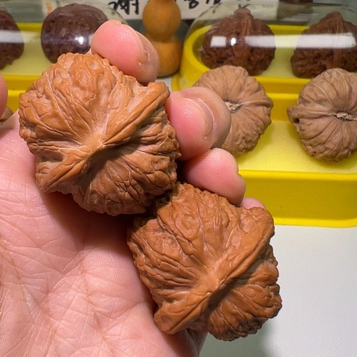 把件文玩核桃血麒麟