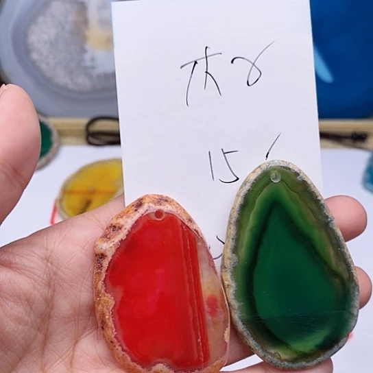 玛瑙/玉髓颈饰未镶嵌木*李